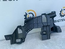 Кронштейн насадки глушителя правый Mercedes Benz C-Class W205 A2058850200