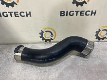 Патрубок интеркулера правый Mercedes Benz S204 W204 A207 C207 S212 W212 A2045284682