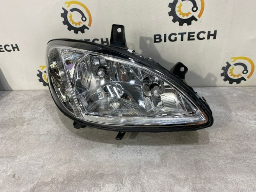 Фара правая Mercedes Benz W639 До рестайлинг A6398200261 Фара правая Mercedes Benz W639 До рестайлинг A6398200261