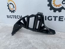 Кронштейн заднего бампера правый нижний Mercedes Benz GLA-Class X156 A1568851014