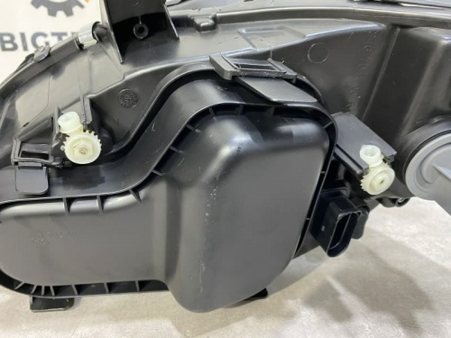 Фара правая Mercedes Benz W639 До рестайлинг A6398200261 фото 3 Фара правая Mercedes Benz W639 До рестайлинг A6398200261 фото 3
